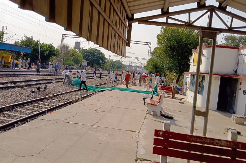 ਮਹੀਨੇ ਮਗਰੋਂ ਕਿਸਾਨਾਂ ਨੇ ਸ਼ੰਭੂ ਰੇਲਵੇ ਟਰੈਕ ਤੋਂ ਧਰਨਾ ਚੁੱਕਿਆ