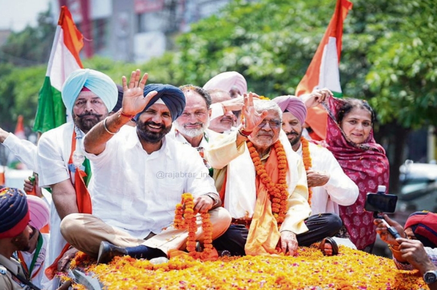 ਖਹਿਰਾ ਤੇ ਡਾ. ਗਾਂਧੀ ਸਣੇ 20 ਉਮੀਦਵਾਰਾਂ ਵੱਲੋਂ ਕਾਗਜ਼ ਦਾਖਲ