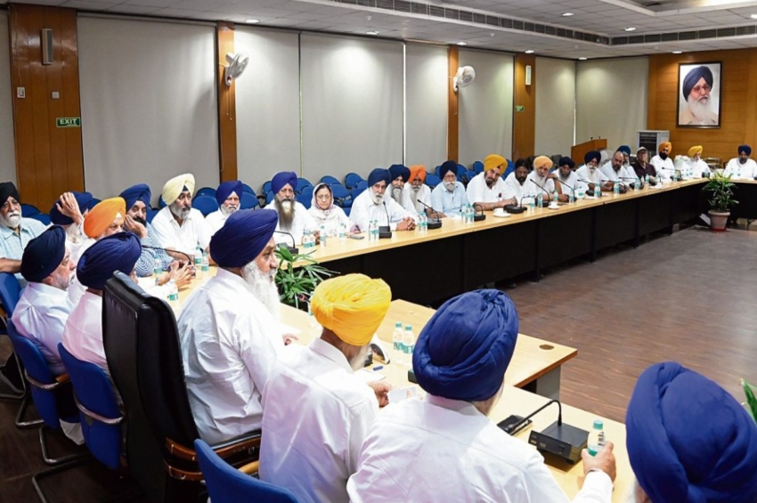 ਅਕਾਲੀ ਦਲ ਵੱਲੋਂ ਬਾਗ਼ੀ ਆਗੂਆਂ ਨੂੰ ਗੱਲਬਾਤ ਦਾ ਸੱਦਾ