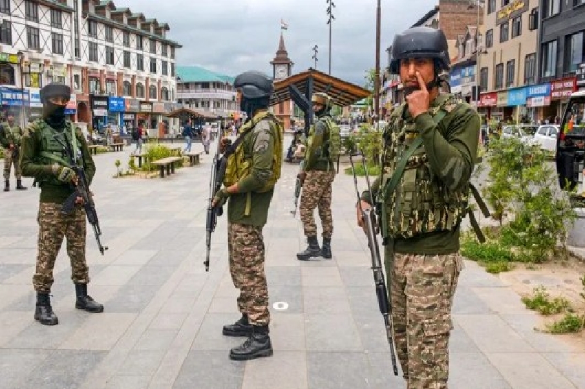 ਪਾਕਿਸਤਾਨ ਦੇ ਤਿੰਨ ਹਵਾਈ ਬੇਸਾਂ &rsquo;ਤੇ ਧਮਾਕੇ; ਸਰਕਾਰ ਸਵੇਰੇ 10:30 ਵਜੇ ਕਰੇਗੀ ਬ੍ਰੀਫਿੰਗ