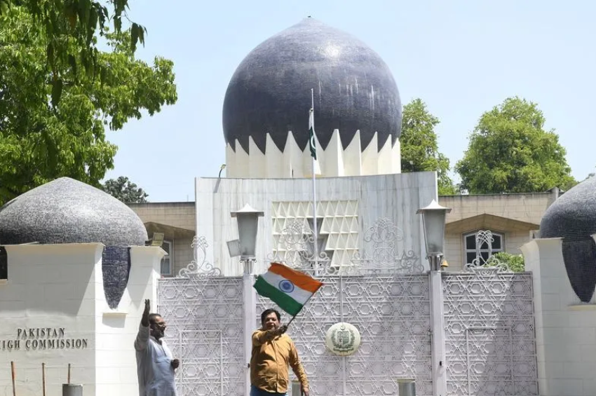 ਭਾਰਤ ਨੇ ਪਾਕਿਸਤਾਨੀ ਹਾਈ ਕਮਿਸ਼ਨ ਦਾ ਇੱਕ ਹੋਰ ਅਧਿਕਾਰੀ ਹਟਾਇਆ
