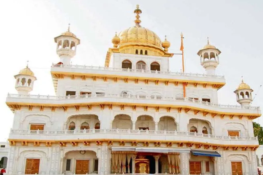 ਸ੍ਰੀ ਅਕਾਲ ਤਖ਼ਤ ਅਤੇ ਤਖ਼ਤ ਸ੍ਰੀ ਪਟਨਾ ਸਾਹਿਬ ਵਿਚਾਲੇ ਨਵਾਂ ਵਿਵਾਦ
