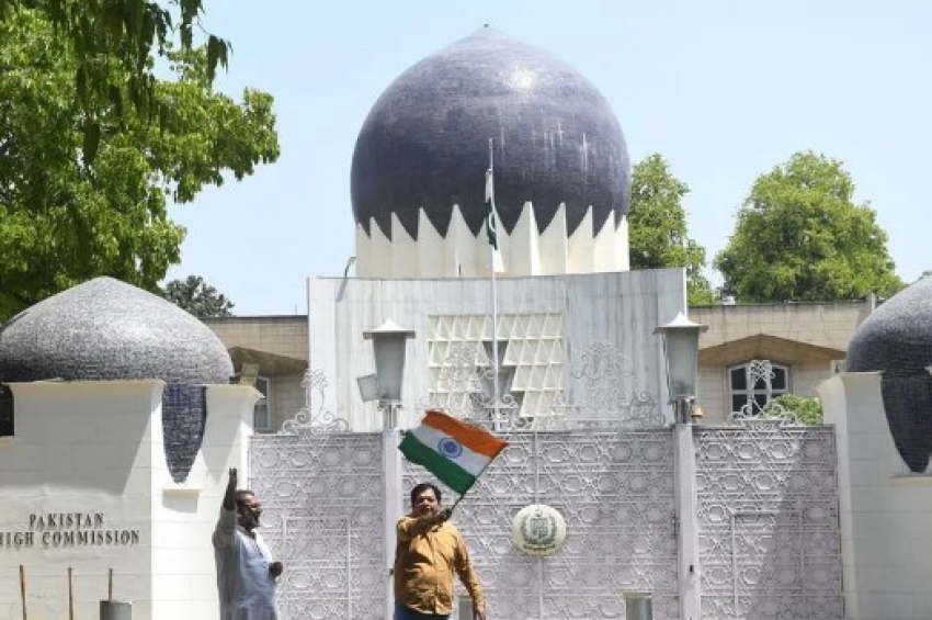 ਭਾਰਤ ਨੇ ਪਾਕਿਸਤਾਨੀ ਹਾਈ ਕਮਿਸ਼ਨ ਦਾ ਇੱਕ ਹੋਰ ਅਧਿਕਾਰੀ ਹਟਾਇਆ